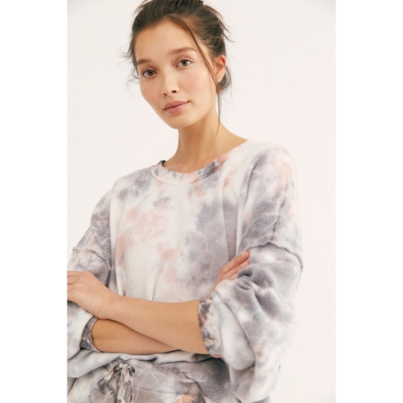 Free People Kelly Washed sweatshirt and shorts set - Picture 8 of 8